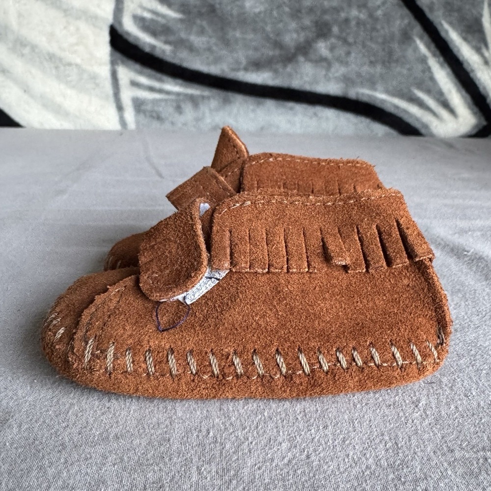 Size 1c - Minnetonka Suede Front Strap Bootie Moccasins Style 1122 Baby